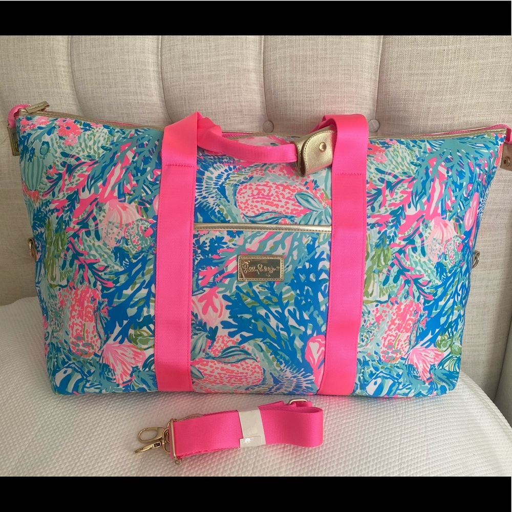 Lilly Pulitzer Duffel NWOT in Fished my Wish